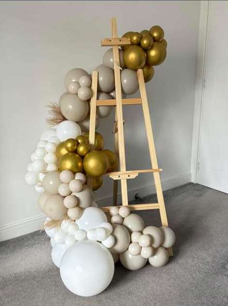 Sparkle and Spritz Event Setup